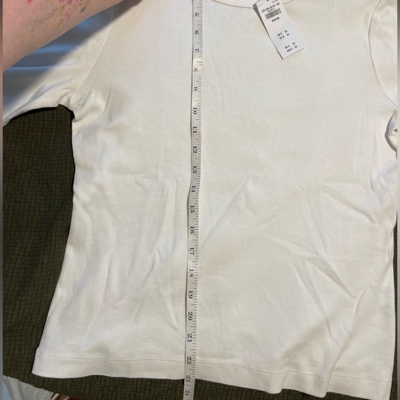 Abercrombie White Crew Neck T-Shirt - Picture 6 of 7
